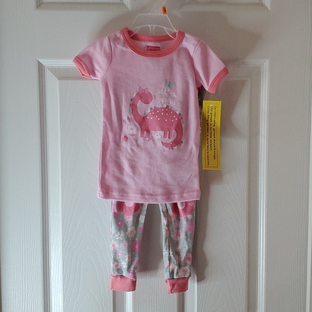 🇺🇸New Super Cute Two Piece Dinosaur Outfit Size 24 Months